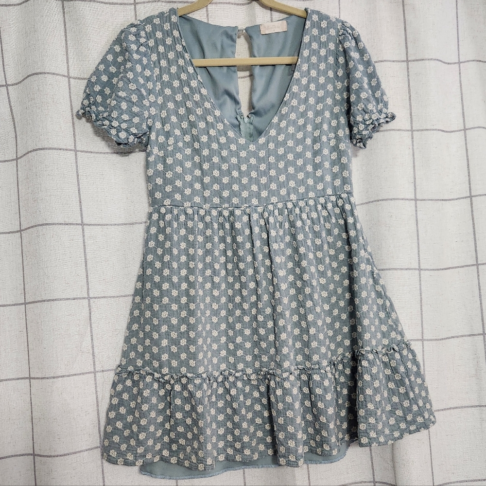 Blue Floral Tiered V-Neck Short Sleeve Dress